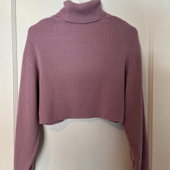 Divided, Cropped Turtleneck Knit Sweater, Lavender, x-Small/TP - Picture 2 of 3